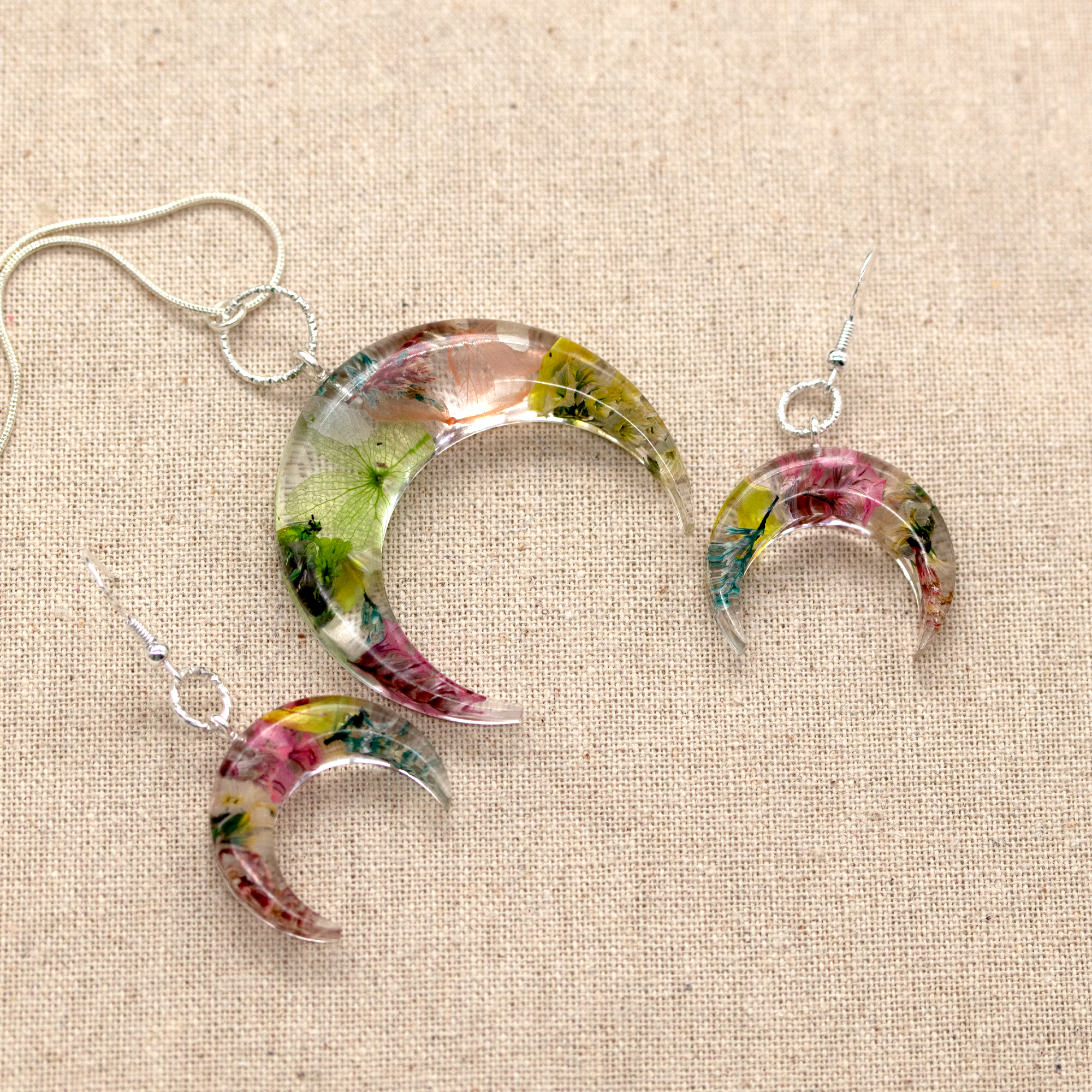 Botanical Flower Bull Horn/Horizontal Moon Pendant - Calico Unicorn