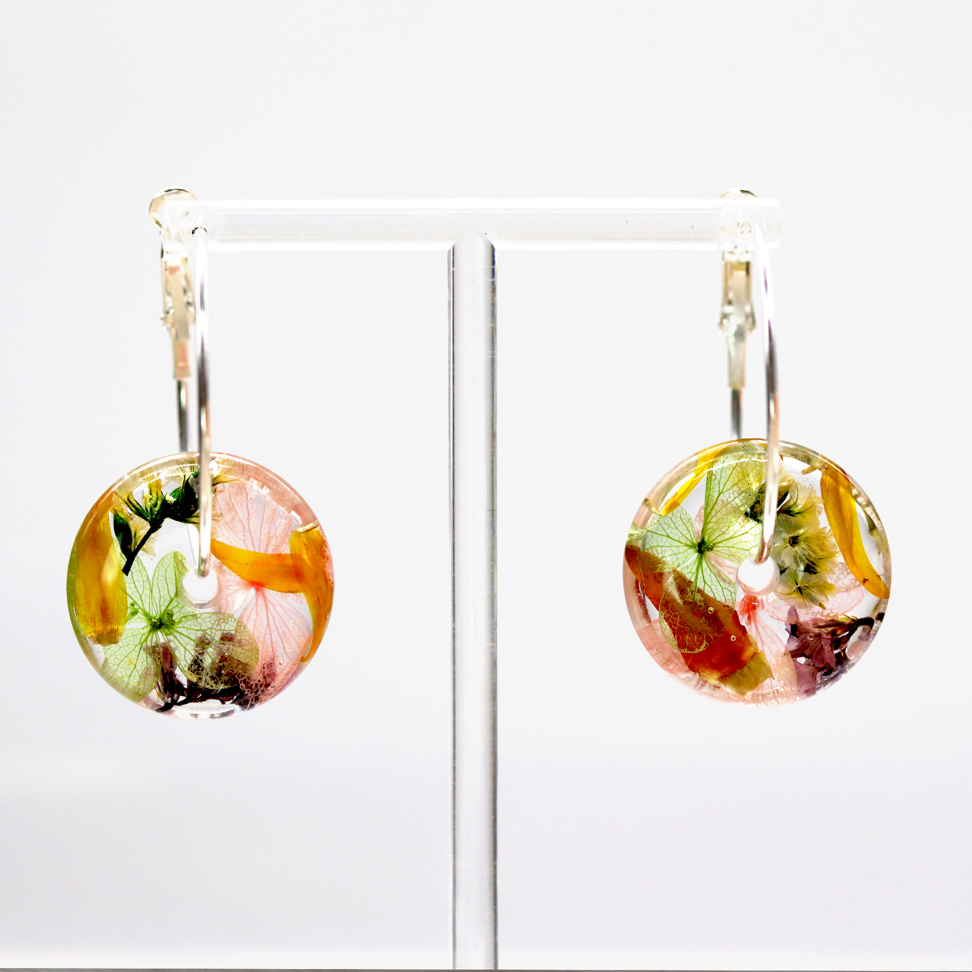 Botanical Flower Donut Shaped Earrings and Pendant Set - Calico Unicorn