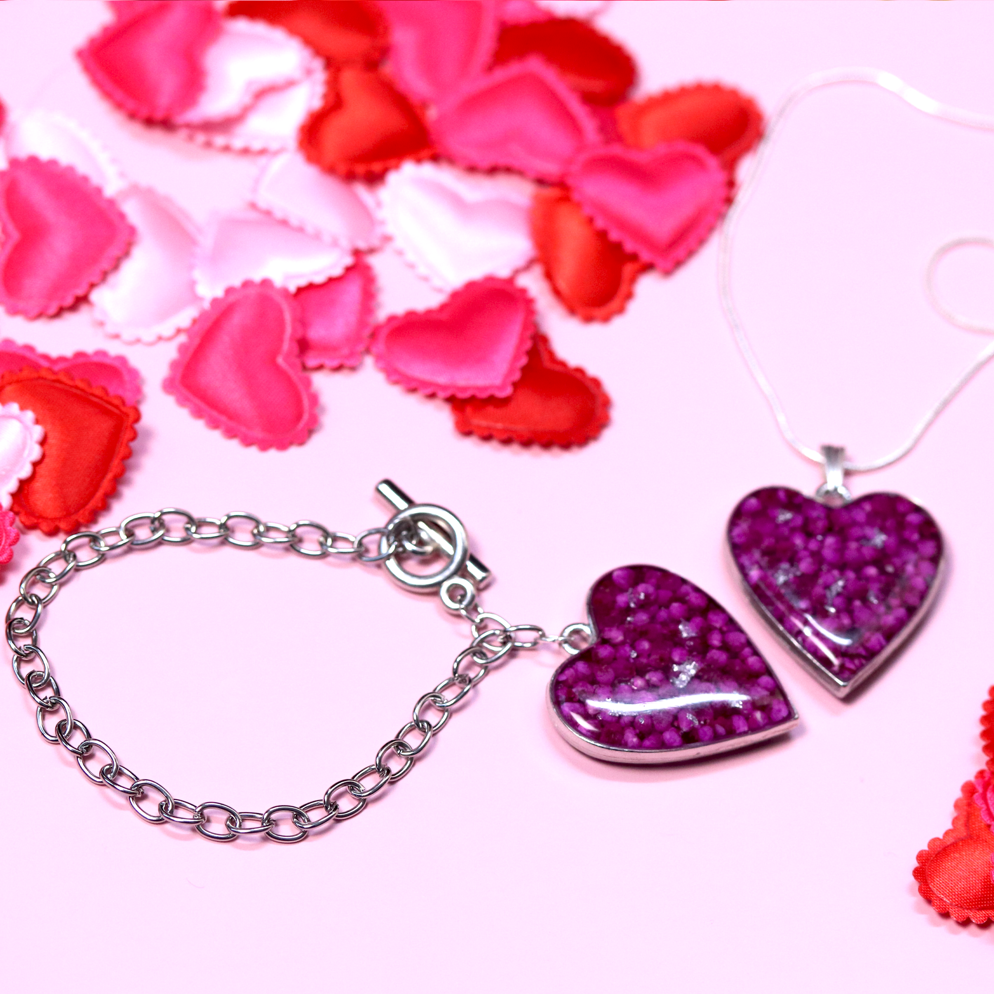 Rosé Amoré Limited Edition Heart-Shaped Pendant - Calico Unicorn