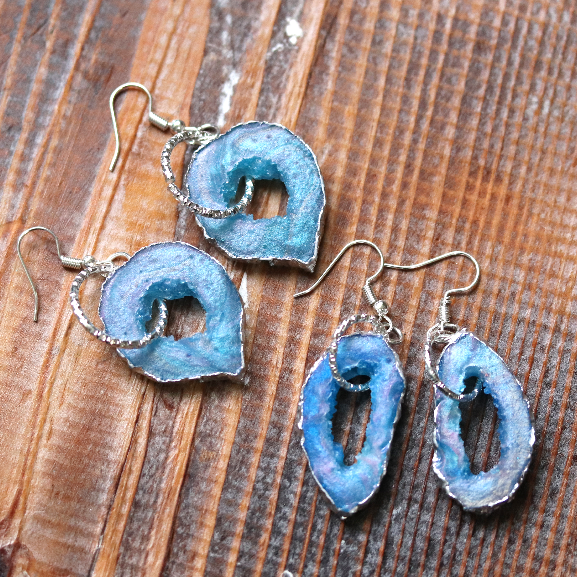 Rainbow Pearly Blue Geode Earrings Set image 1