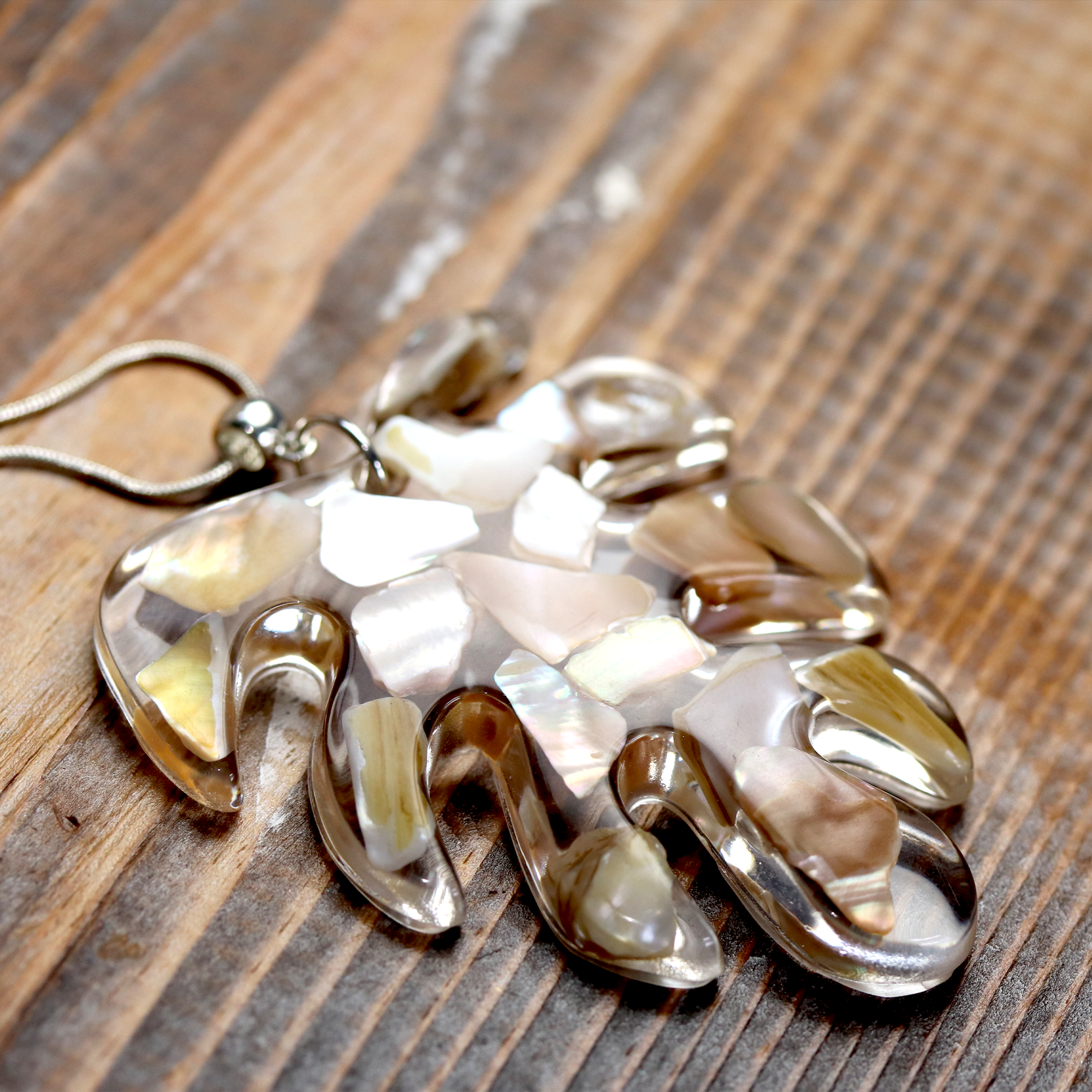 Monstera Leaf Mother of Pearl Shells Pendant image 1