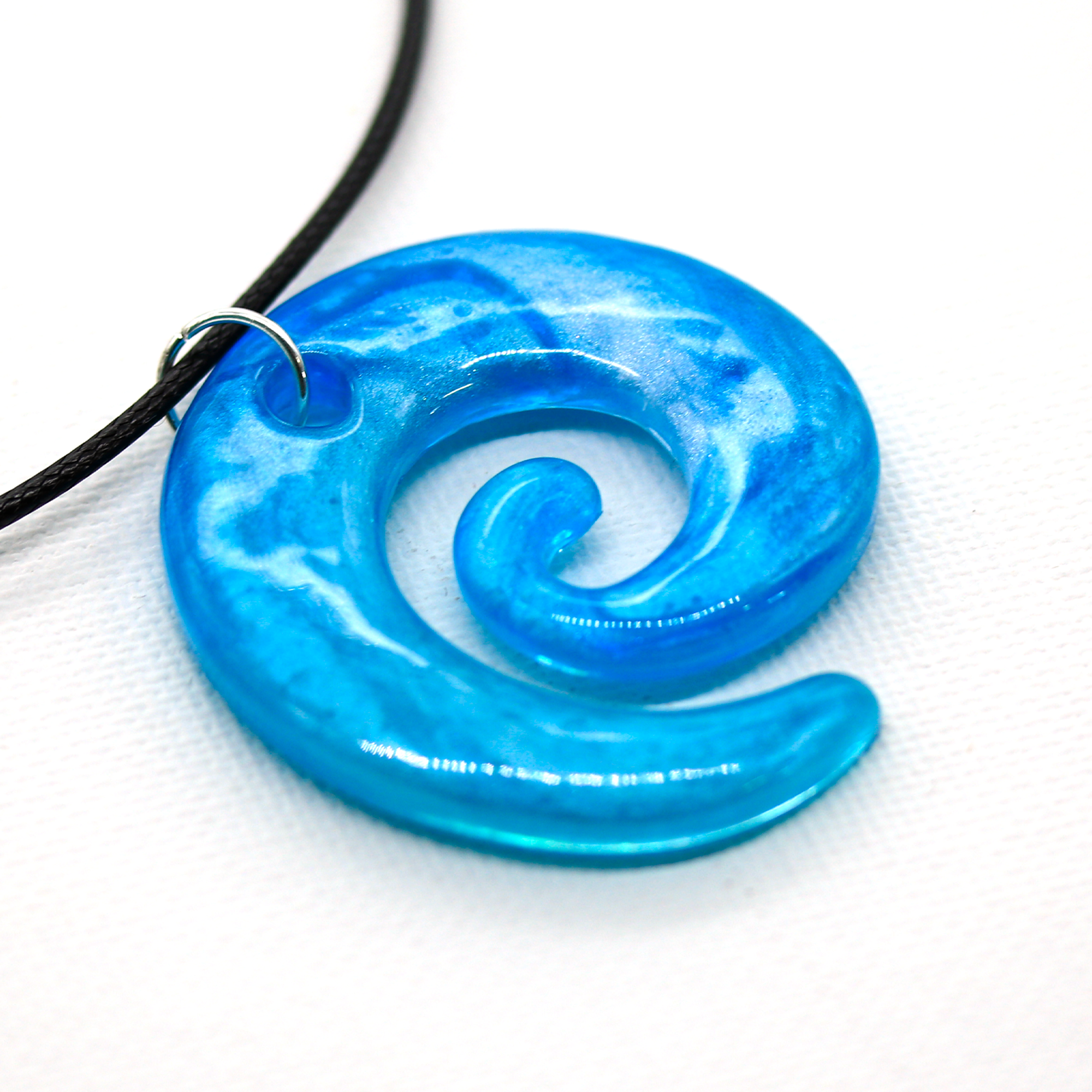 Ocean Pearly Blue Marble Spiral Pendant image 3