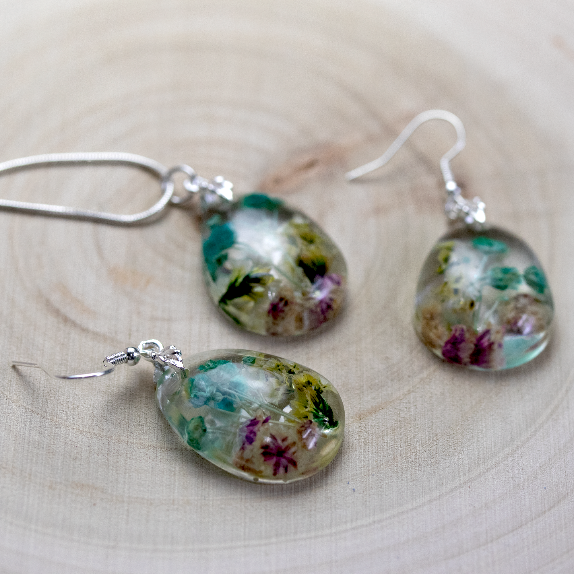 Teardrop Botanical Flower Pendant - Calico Unicorn