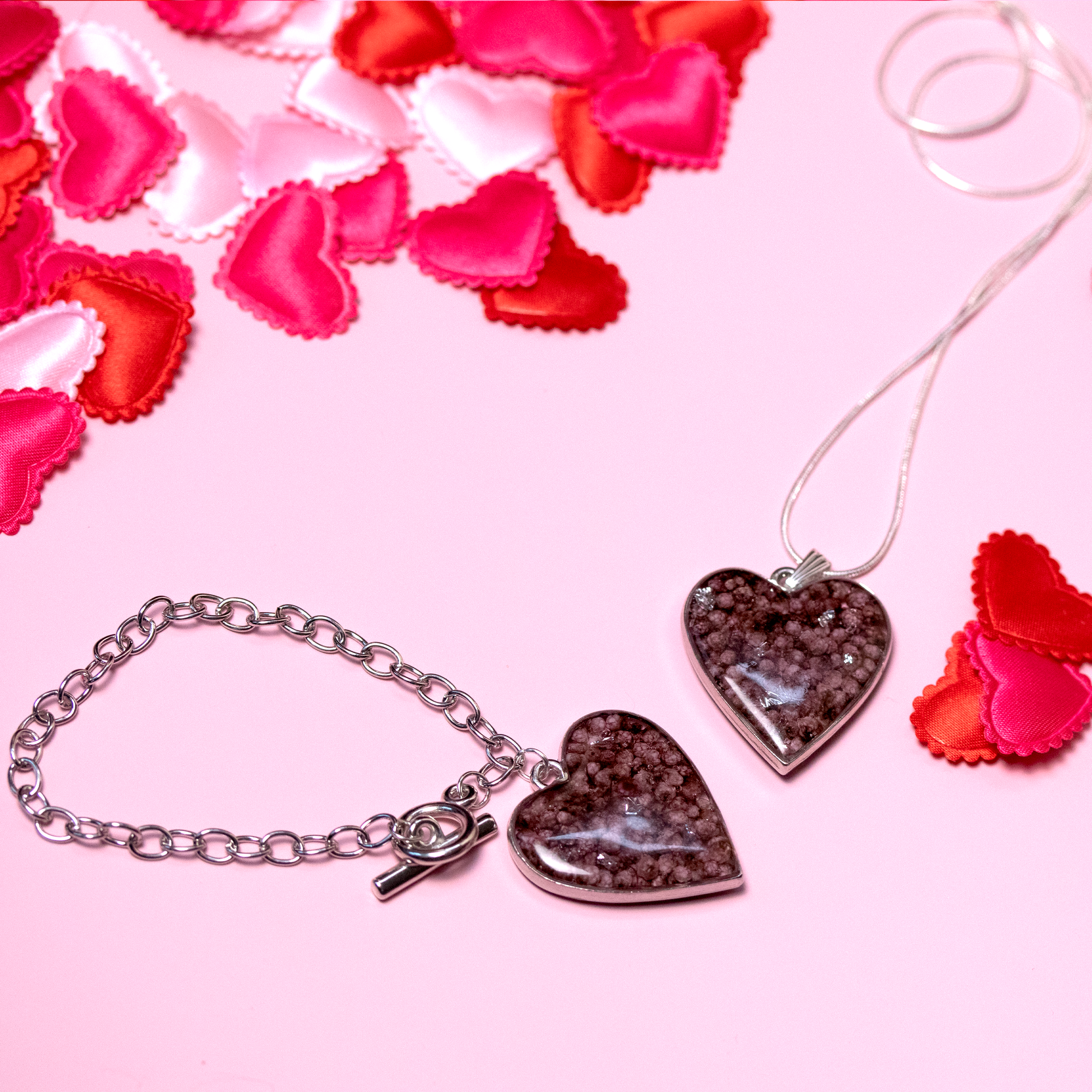 Rosé Amoré Limited Edition Heart-Shaped Pendant - Calico Unicorn
