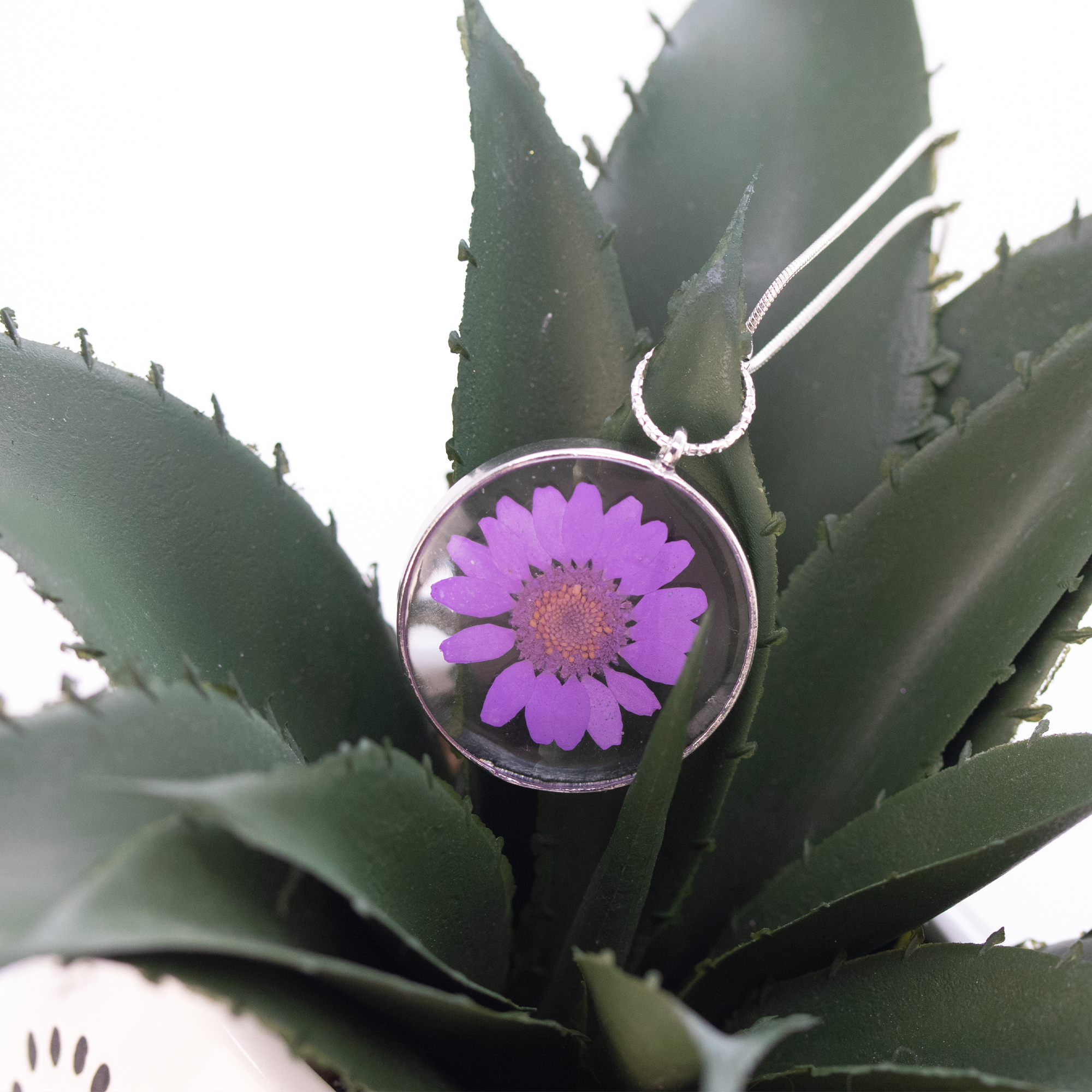 Colorful Daisy Pendant - Calico Unicorn