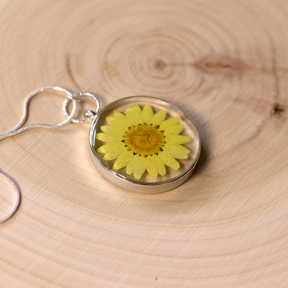 Colorful Daisy Pendant - Calico Unicorn