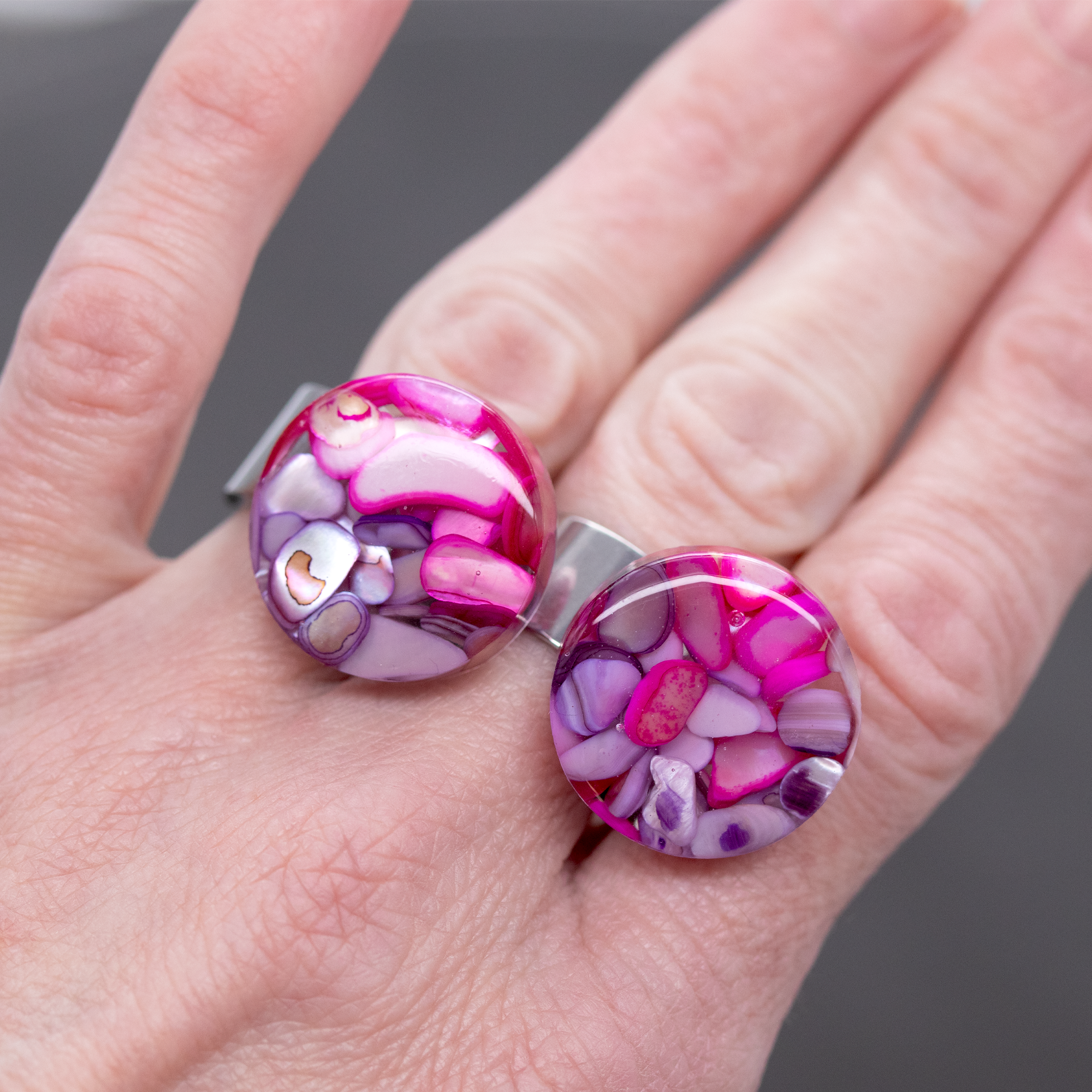 Pink and Purple Shell 'Wobble" Ring