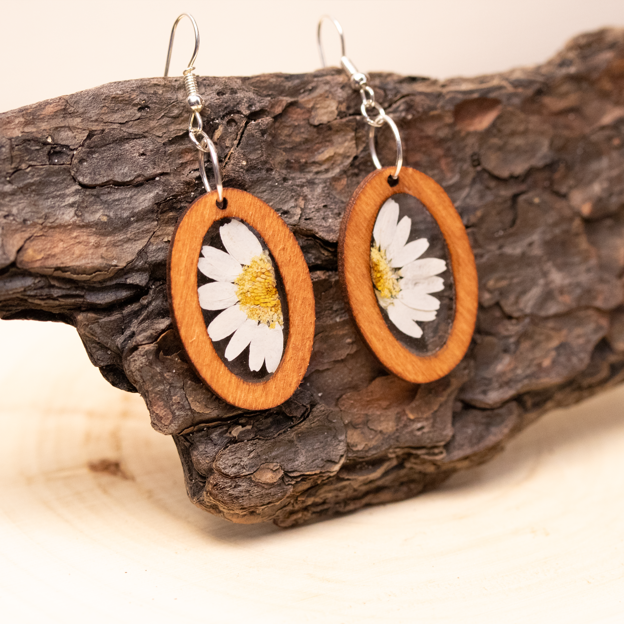 Wood Oval Daisy Boho Flower Lightweight Earrings