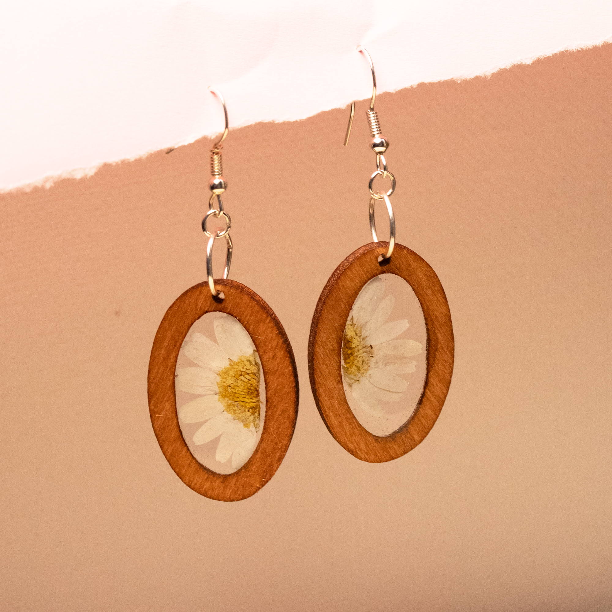 Wood Oval Daisy Boho Flower Lightweight Earrings