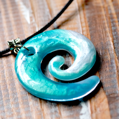 Pearly Ocean Spiral Pendant image 7