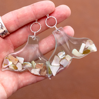 Whale Tail Mother of Pearl Shell Earrings image 4