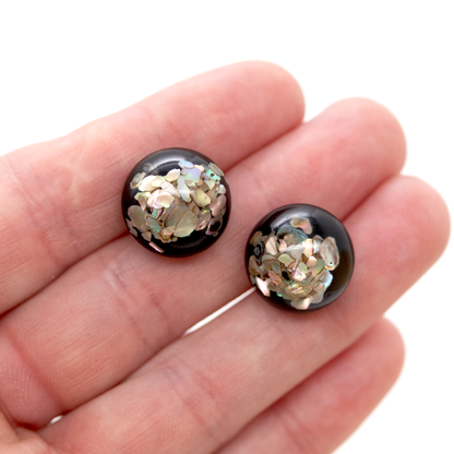 Abalone shell handmade stud earrings 1.png