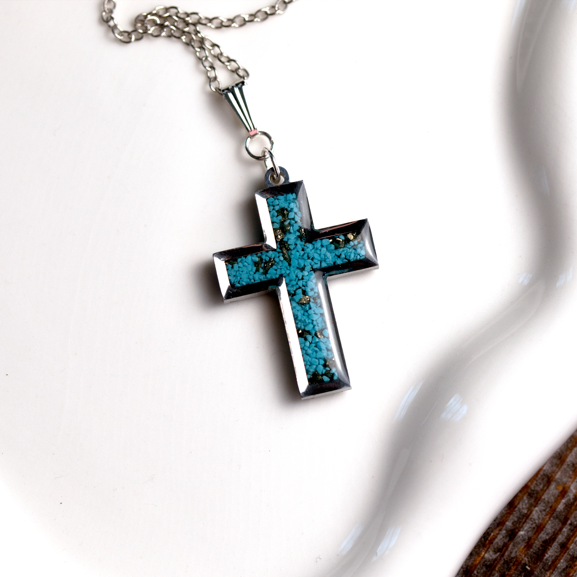 Turqoise and pyrite inlay cross pendant in silver 6.png