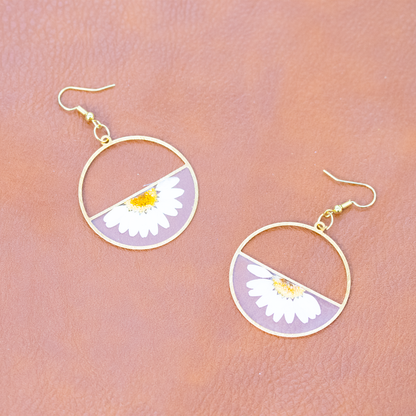 Real daisy half circle lightweight earrings 4.png