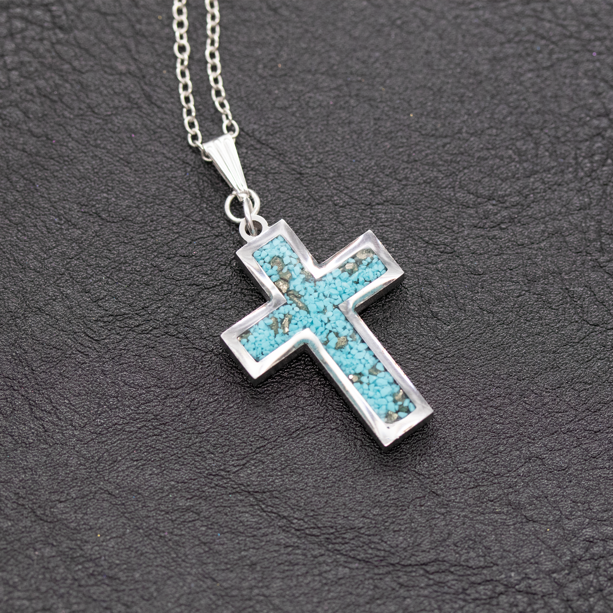 Turqoise and pyrite inlay cross pendant in silver 5.png